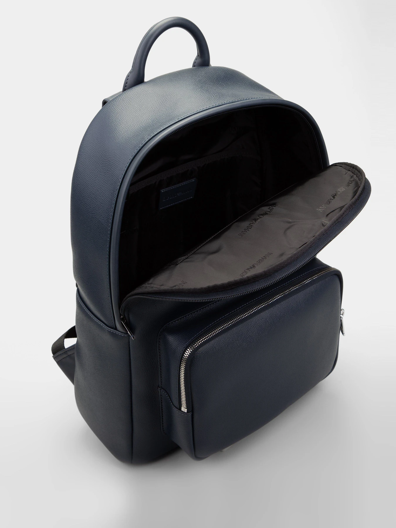 Рюкзаки Emporio Armani модель Y4O250-YLA0E-80455 Рюкзаки Emporio Armani модель Y4O250-YLA0E-80455 Фото