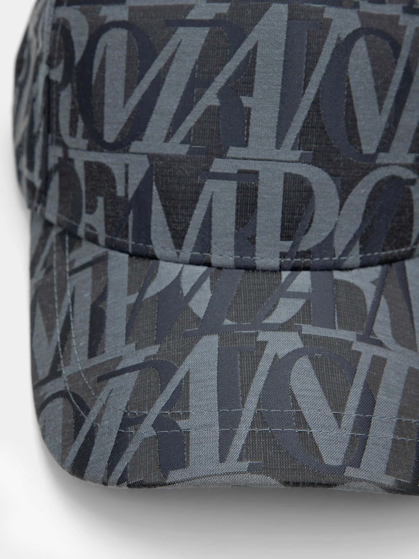 Шапки и кепки Emporio Armani модель 627508-0A526-01342 Шапки и кепки Emporio Armani модель 627508-0A526-01342 Фото