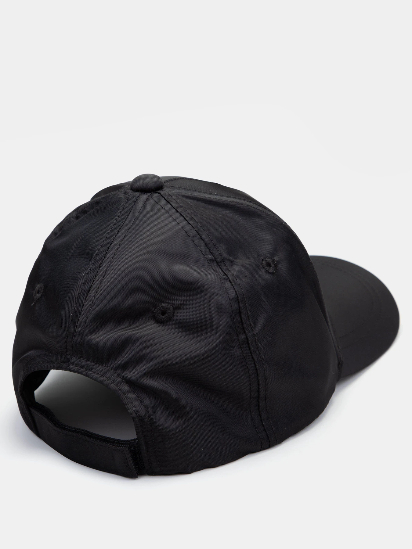 Шапки и кепки Emporio Armani модель 627515-0A527-00020 Шапки и кепки Emporio Armani модель 627515-0A527-00020 Фото