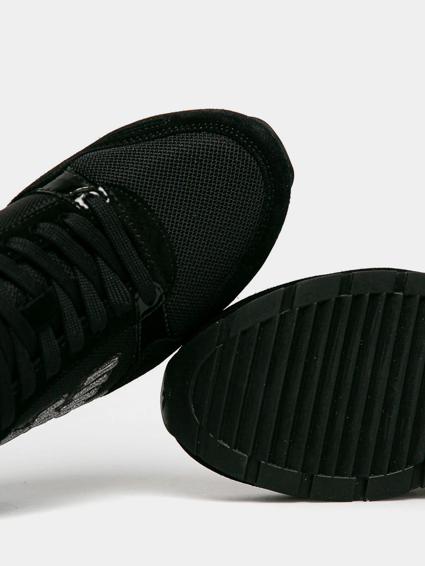 Кроссовки Emporio Armani модель X3X058-XM511-N114 Кроссовки Emporio Armani модель X3X058-XM511-N114 Фото