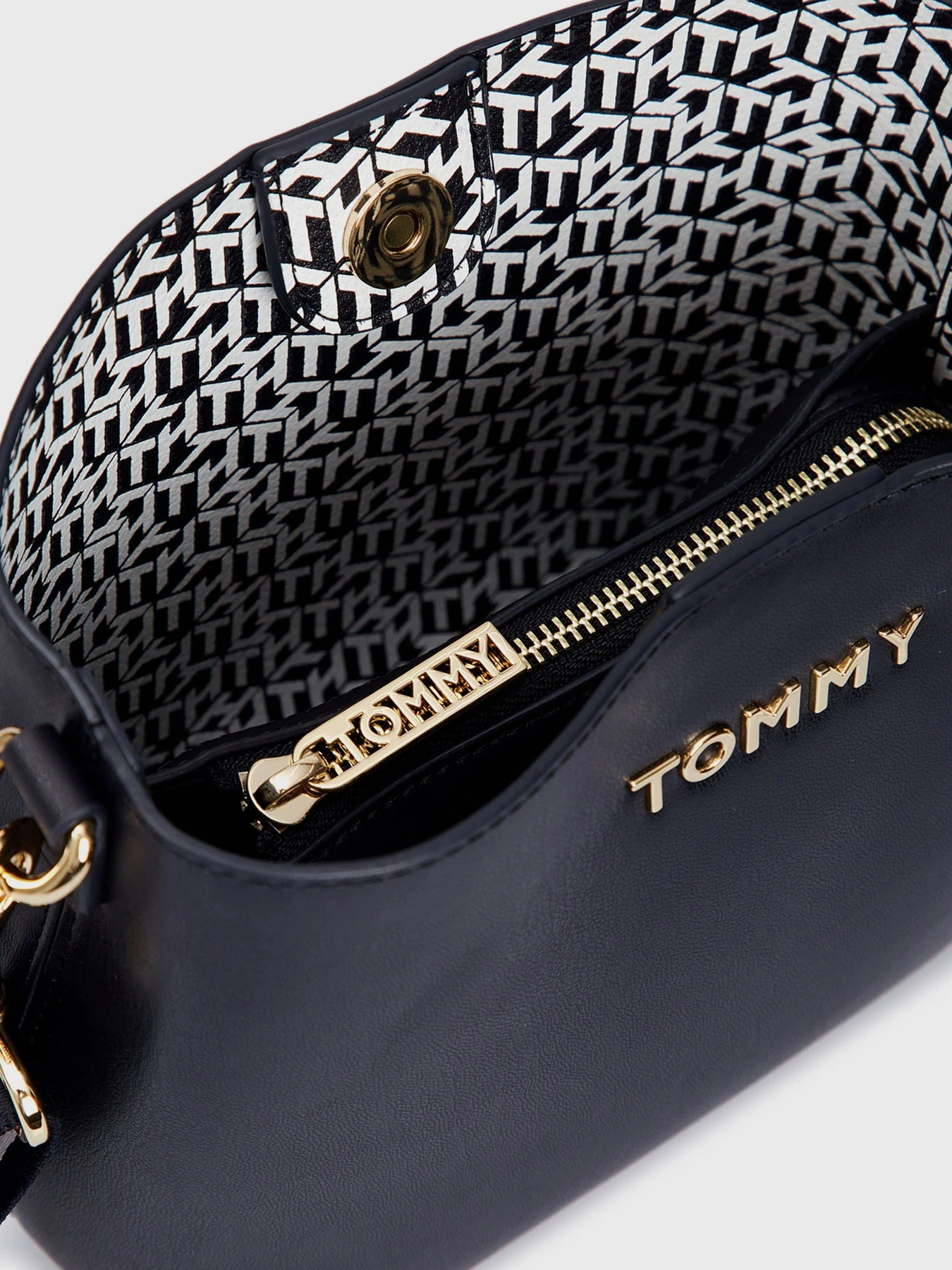 Сумки Tommy Hilfiger модель AW0AW08627-CJM Фото