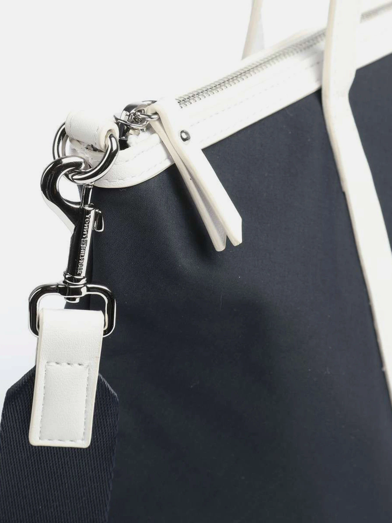 Сумки Tommy Hilfiger модель AW0AW08523-CJM Фото