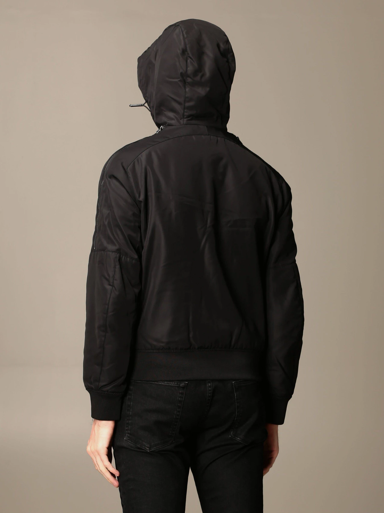 Куртки та дублянки Emporio Armani модель 6H1BD9-1NYAZ-0999 Куртки та дублянки Emporio Armani модель 6H1BD9-1NYAZ-0999 Фото