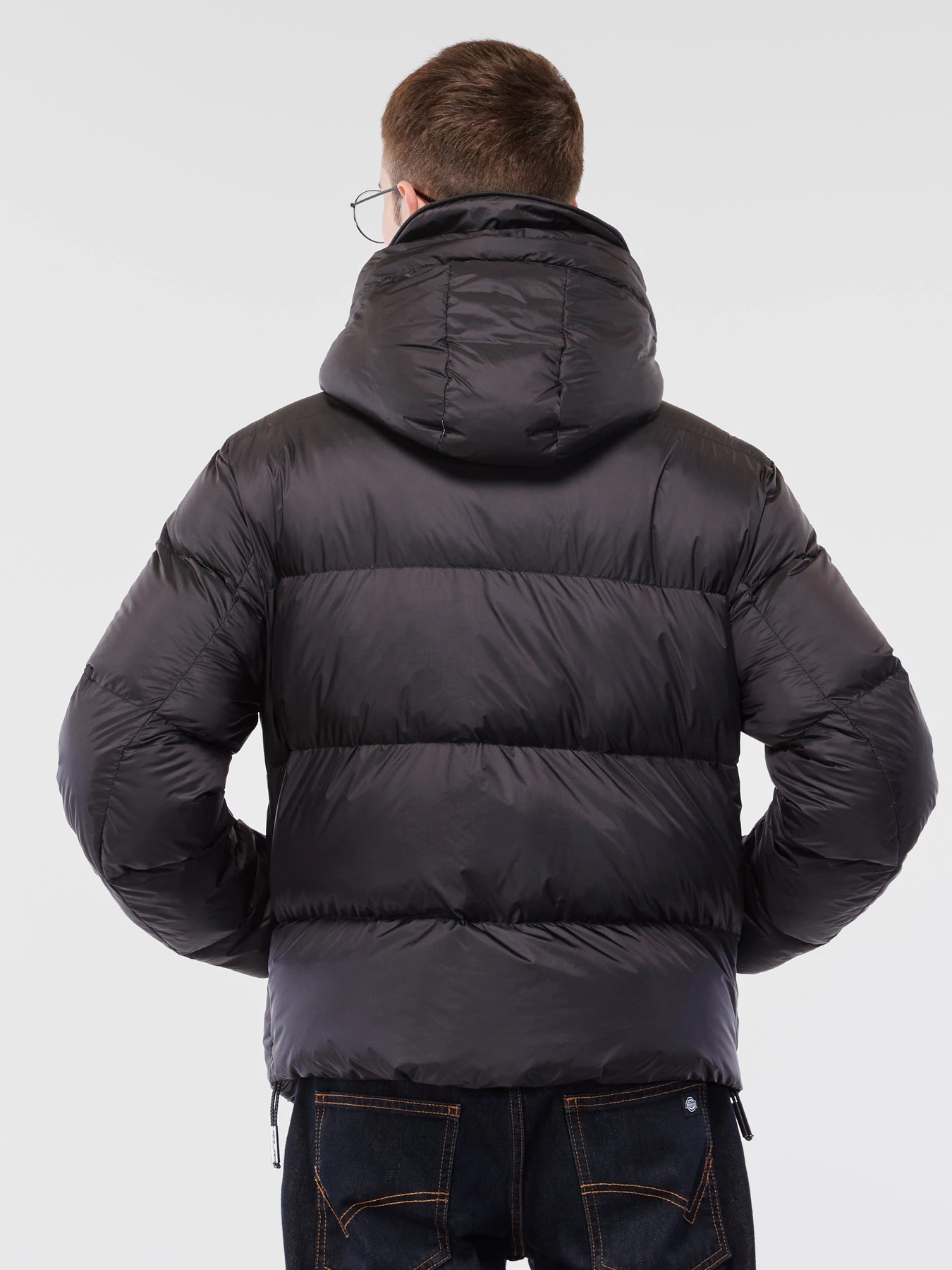 Куртки и дубленки Emporio Armani модель 6H1BQ1-1NLUZ-0999 Куртки и дубленки Emporio Armani модель 6H1BQ1-1NLUZ-0999 Фото