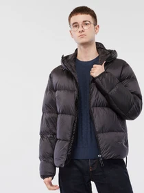 Куртки и дубленки Emporio Armani модель 6H1BQ1-1NLUZ-0999 Фото