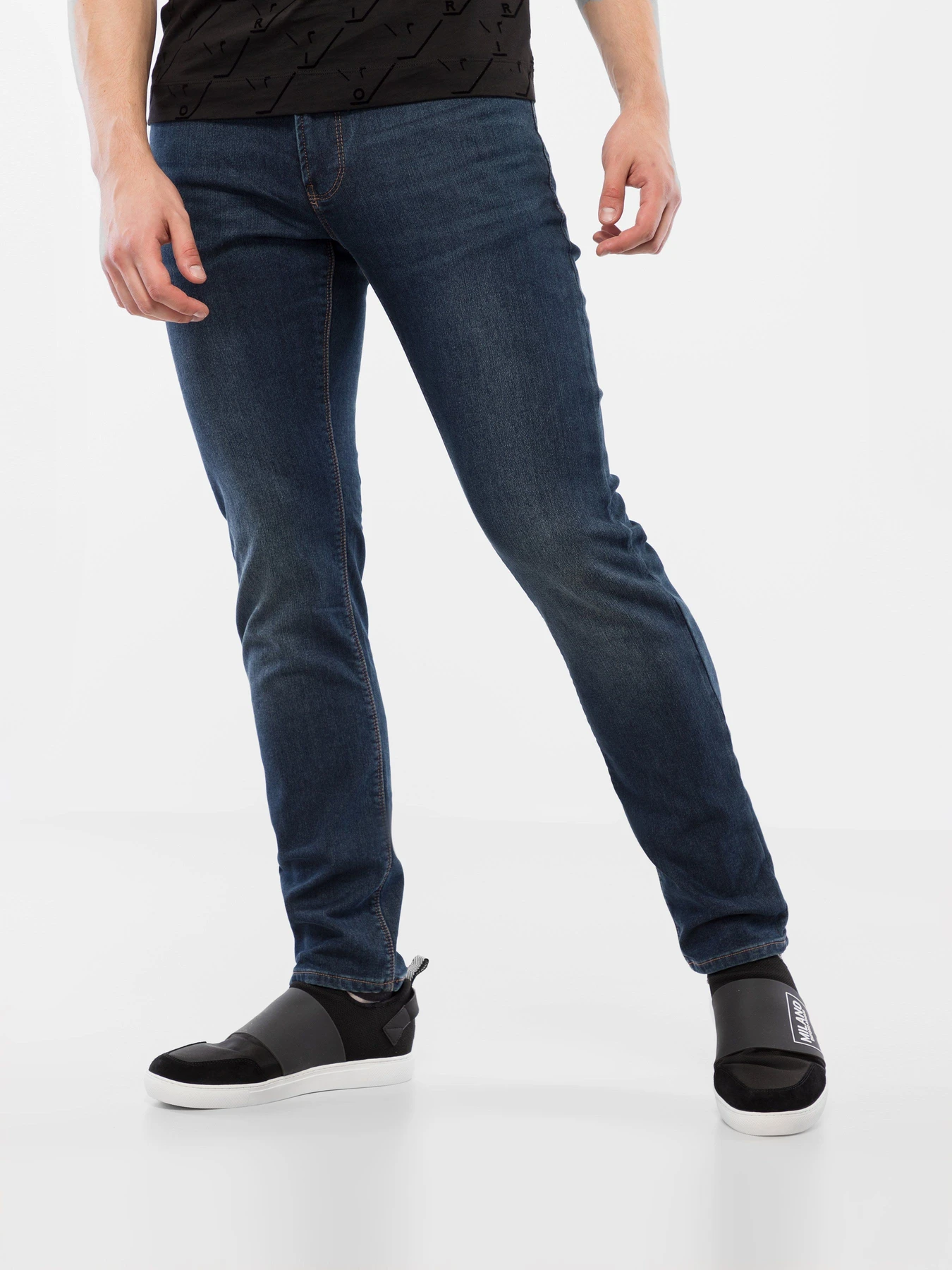 Джинсы Emporio Armani модель 6H1J06-1DPMZ-0942 Фото