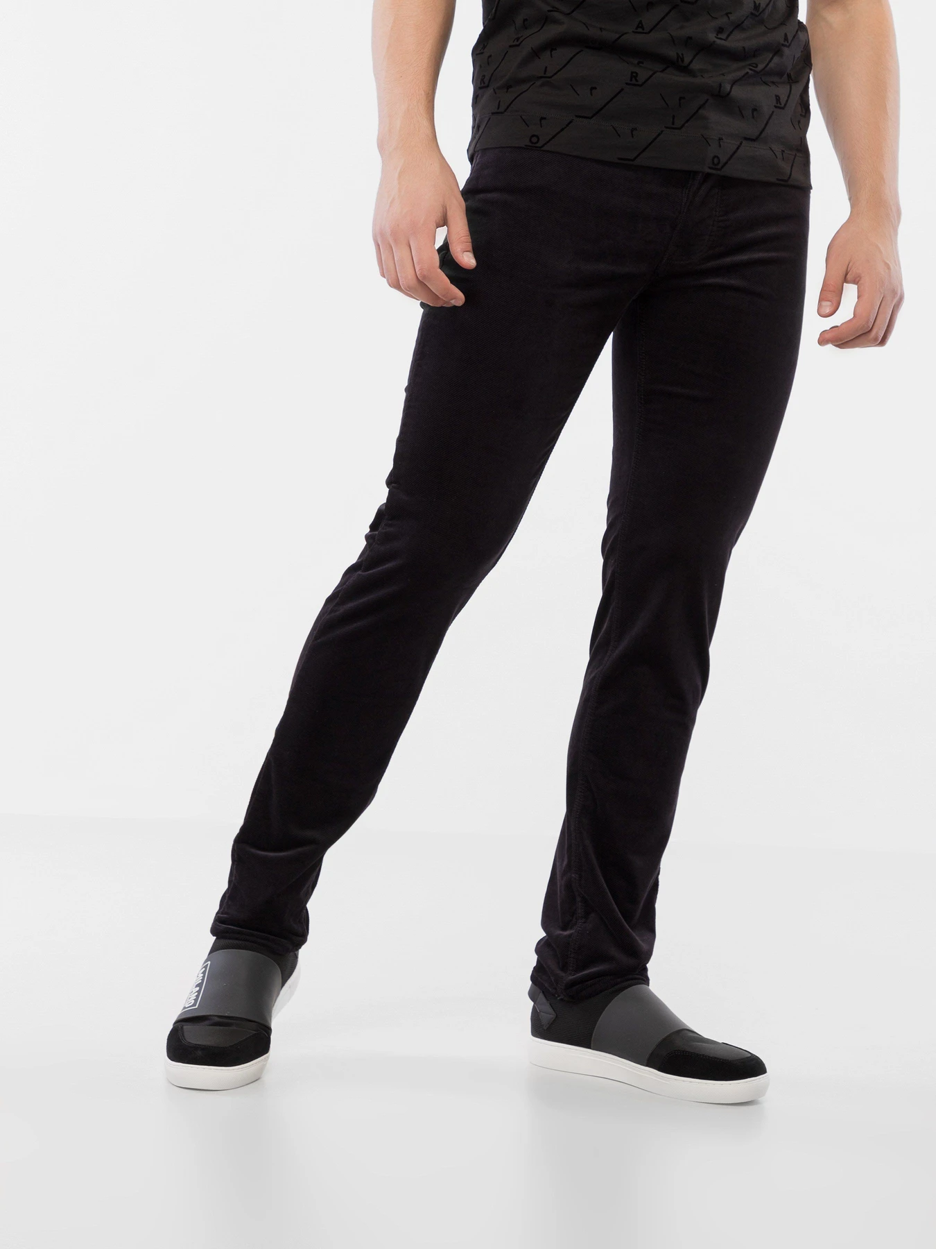 Джинсы Emporio Armani Slim модель 6H1J75-1NRDZ-0920 Фото