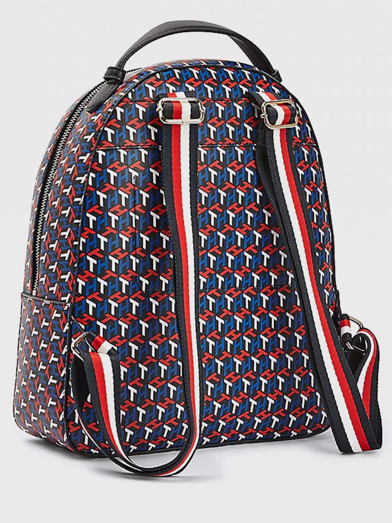 Рюкзаки Tommy Hilfiger Iconic модель AW0AW09048-XMP Рюкзаки Tommy Hilfiger Iconic модель AW0AW09048-XMP Фото