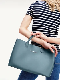 Сумки Tommy Hilfiger Iconic модель AW0AW08812-DA4 Фото