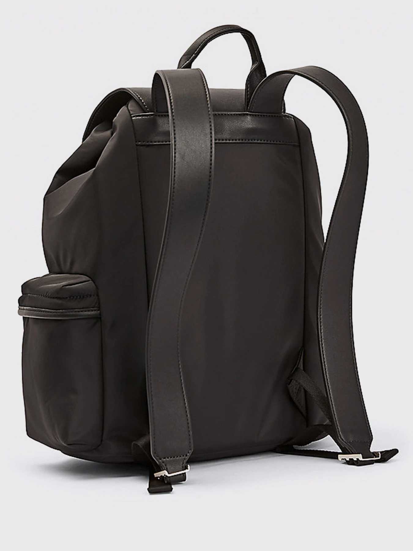 Рюкзаки Tommy Hilfiger ESSENCE модель AW0AW08853-0GJ Рюкзаки Tommy Hilfiger ESSENCE модель AW0AW08853-0GJ Фото