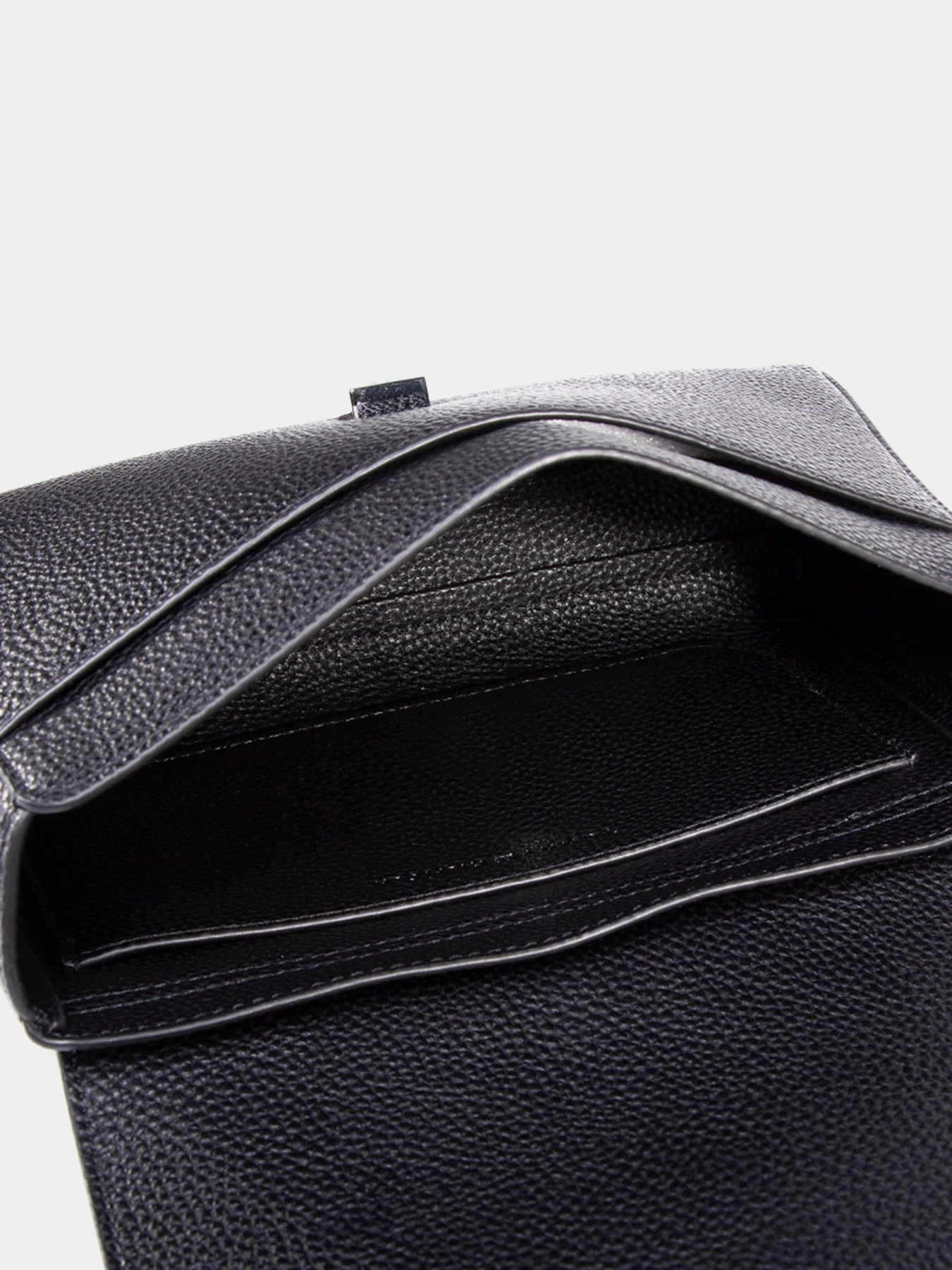Сумки Tommy Hilfiger ESSENCE модель AW0AW09034-0GJ Сумки Tommy Hilfiger ESSENCE модель AW0AW09034-0GJ Фото