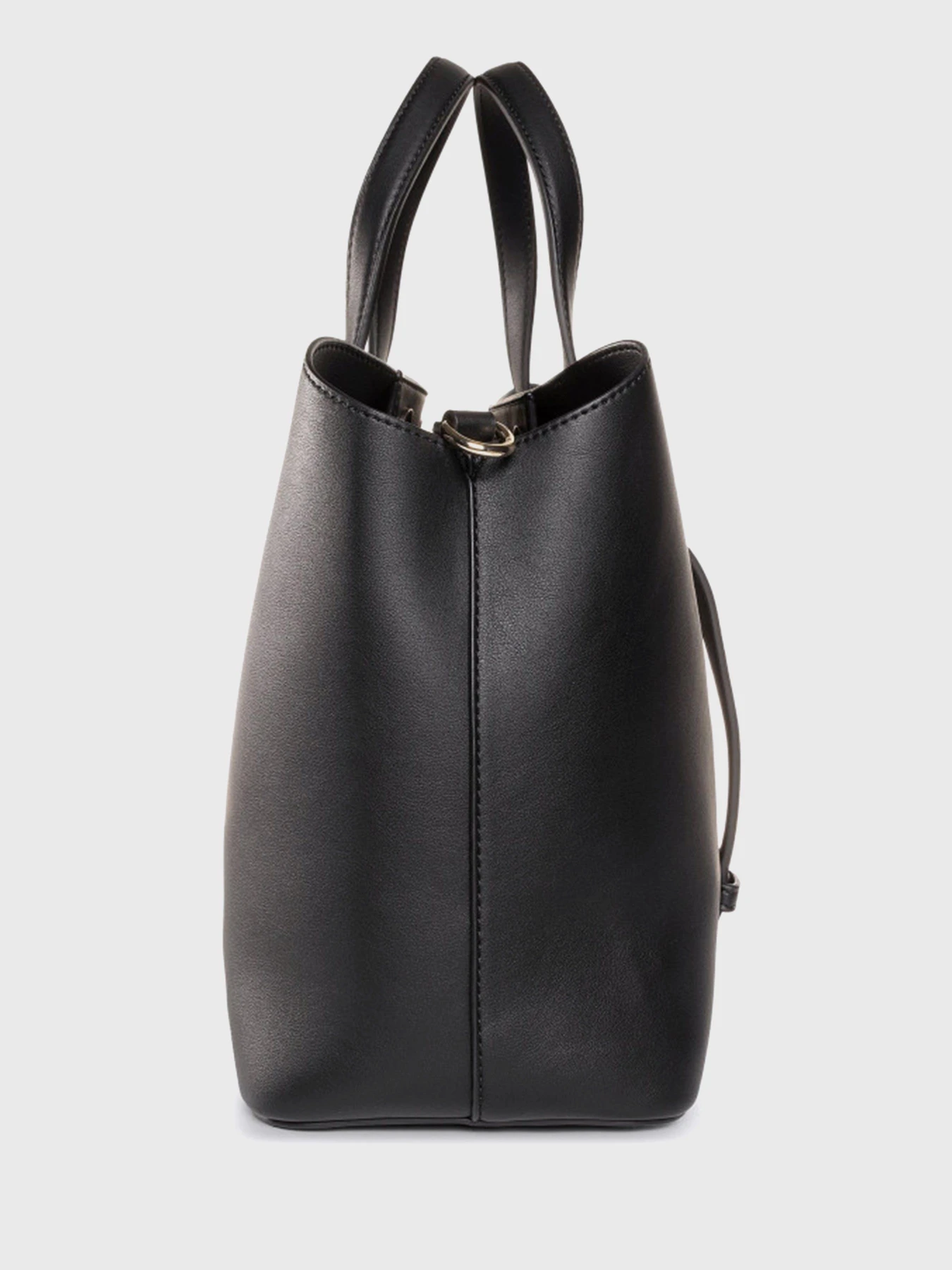 Сумки Tommy Hilfiger Seasonal модель AW0AW08820-0GJ Сумки Tommy Hilfiger Seasonal модель AW0AW08820-0GJ Фото