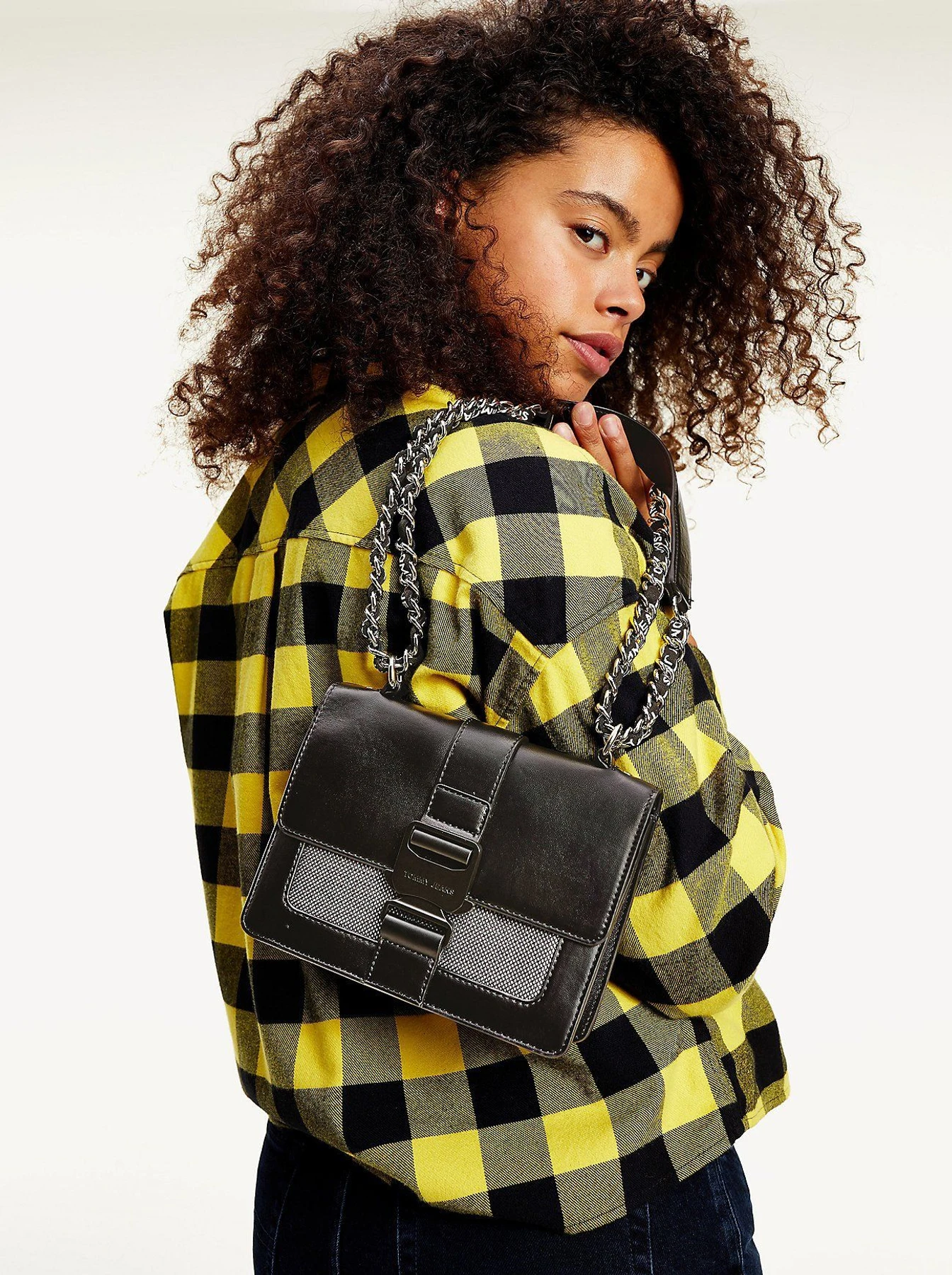 Сумки Tommy Hilfiger модель AW0AW08965-BDS Сумки Tommy Hilfiger модель AW0AW08965-BDS Фото