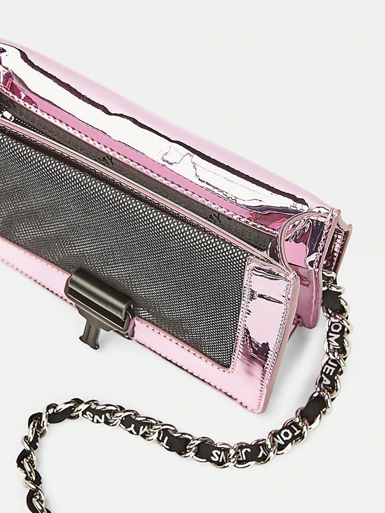 Сумки Tommy Hilfiger Item модель AW0AW09117-0JV Фото