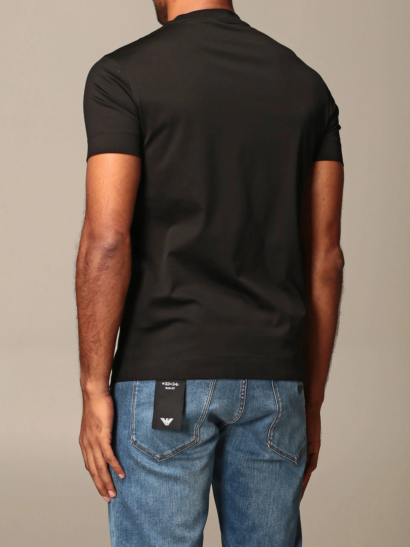 Футболки и поло Emporio Armani модель 6H1TG2-1JTUZ-0999 Футболки и поло Emporio Armani модель 6H1TG2-1JTUZ-0999 Фото