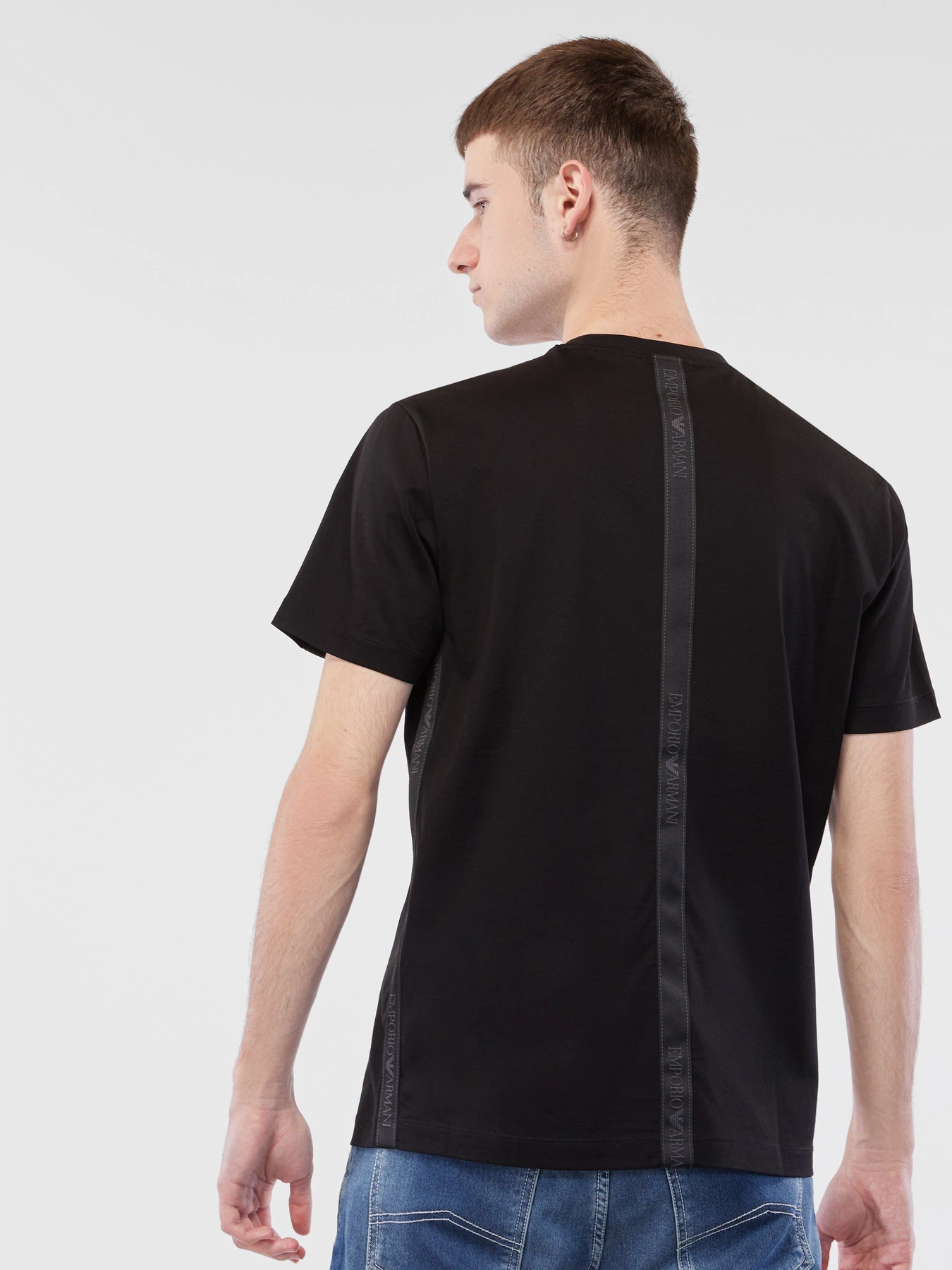 Футболки и поло Emporio Armani модель 6H1TG4-1JTUZ-0999 Футболки и поло Emporio Armani модель 6H1TG4-1JTUZ-0999 Фото