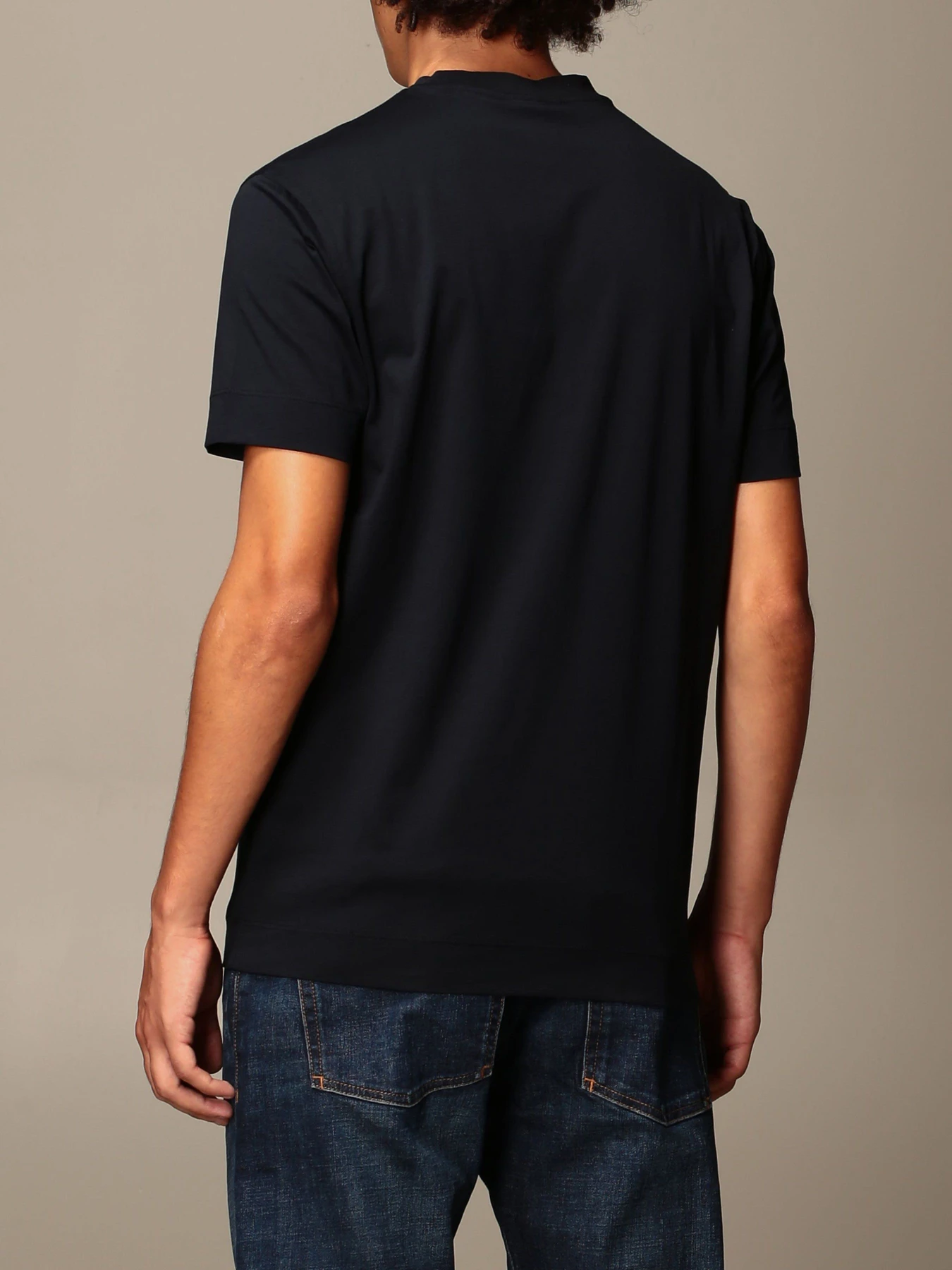 Футболки и поло Emporio Armani модель 6H1TH2-1JDXZ-0920 Футболки и поло Emporio Armani модель 6H1TH2-1JDXZ-0920 Фото