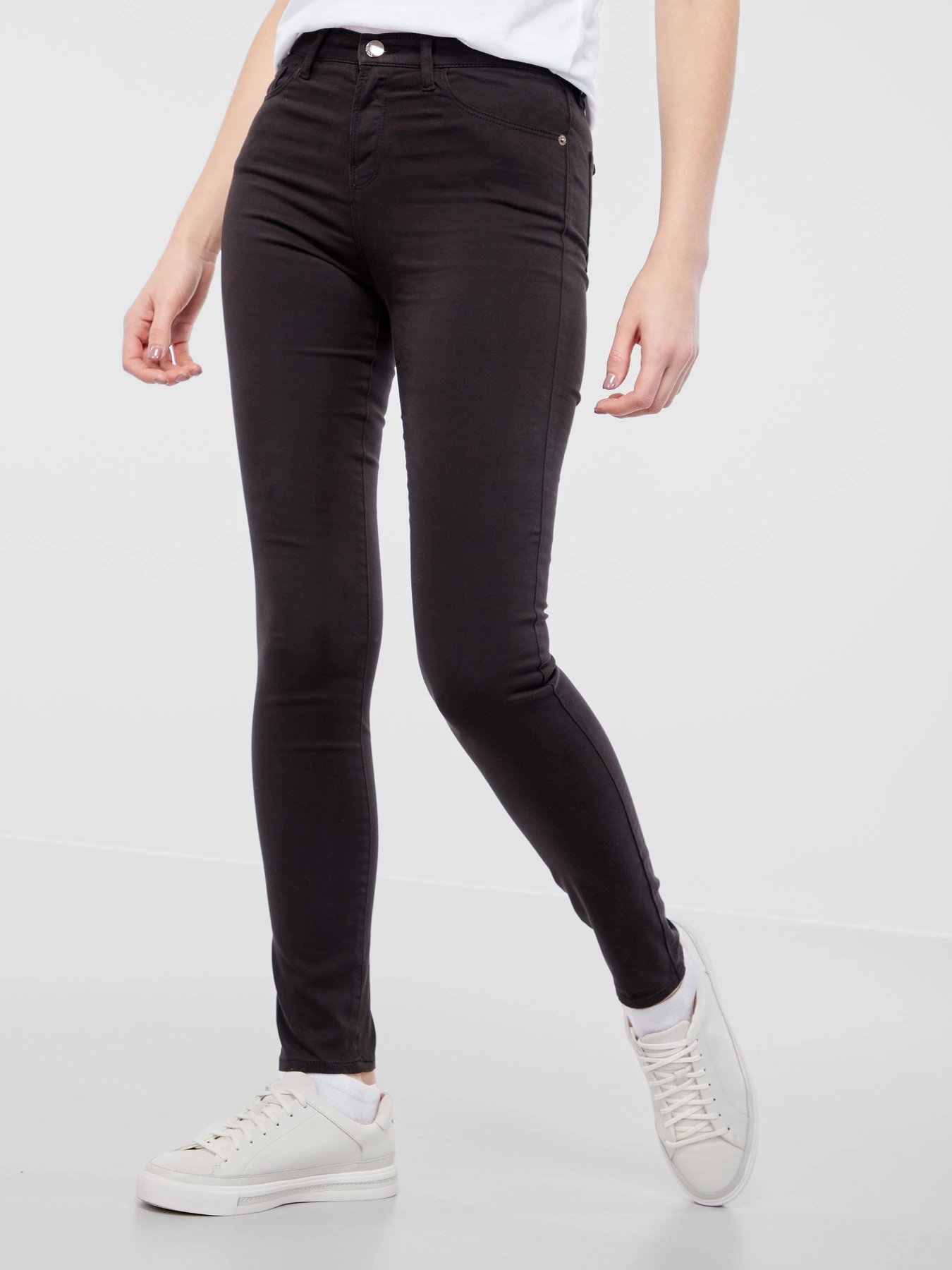 Джинси Emporio Armani J20 модель 6H2J20-2N81Z-0999 Фото