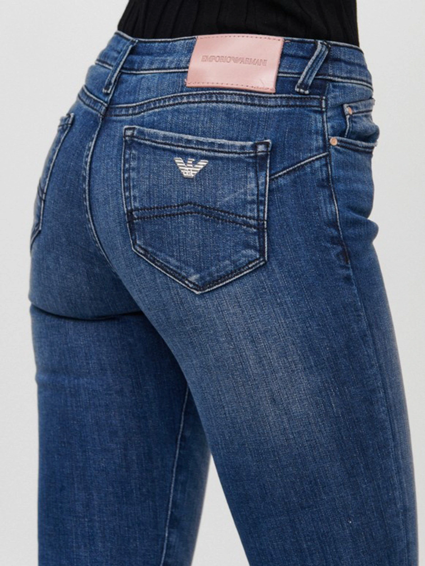 Джинсы Emporio Armani J23 модель 6H2J23-2D9NZ-0941 Фото