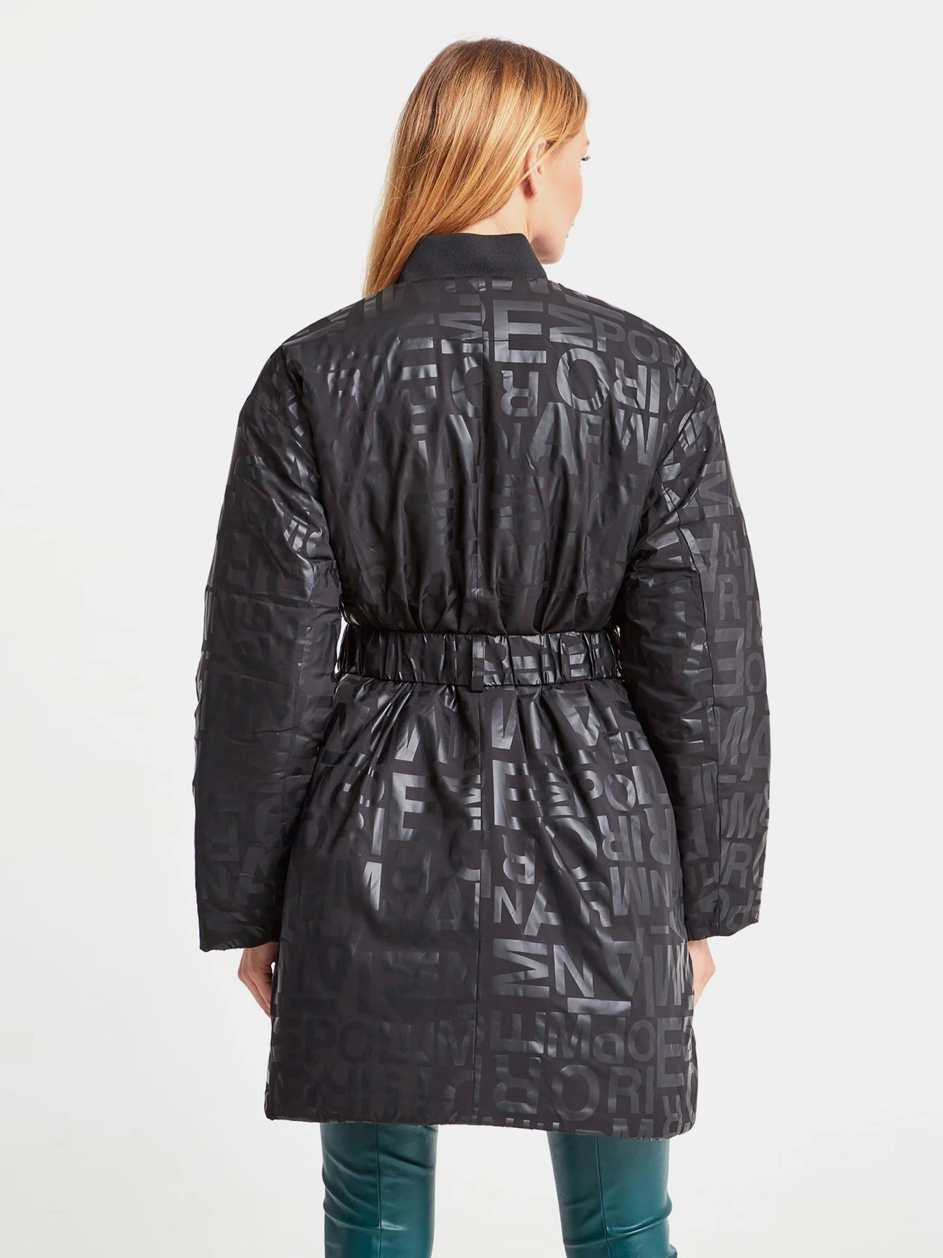 Куртки та дублянки Emporio Armani модель 6H2L62-2NNDZ-0999 Куртки та дублянки Emporio Armani модель 6H2L62-2NNDZ-0999 Фото
