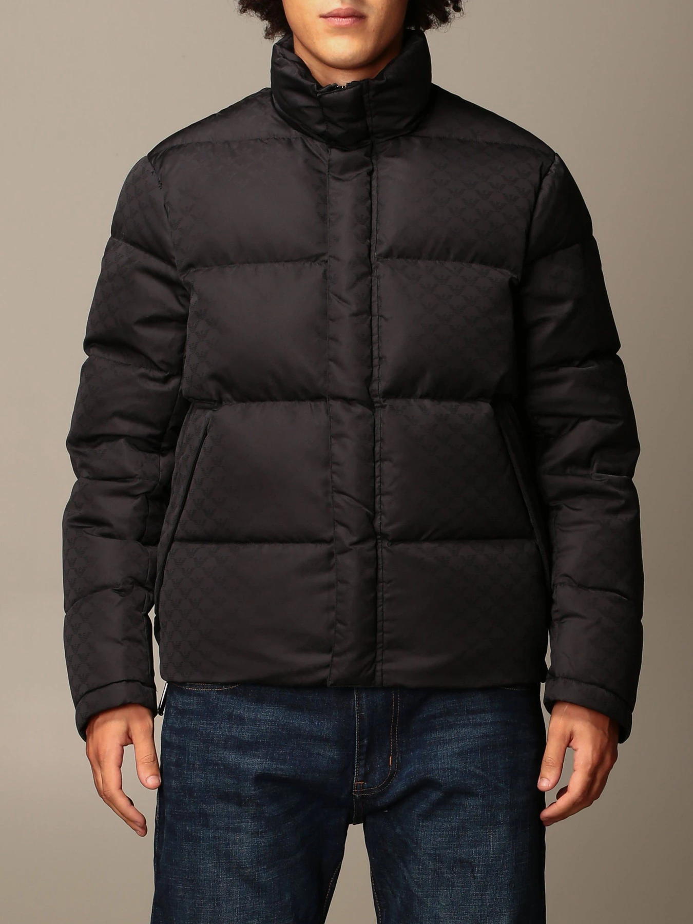 Куртки та дублянки Emporio Armani модель 8N1BN3-1NHQZ-F046 Куртки та дублянки Emporio Armani модель 8N1BN3-1NHQZ-F046 Фото