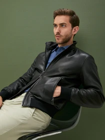 Куртки та дублянки Emporio Armani модель 91B52P-91P52-999 Фото