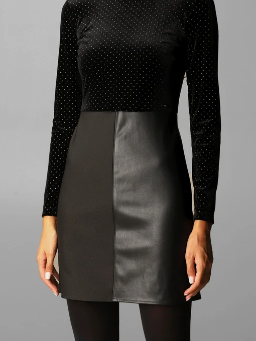 Сукні Armani Exchange модель 6HYA42-YNMWZ-7293 Фото