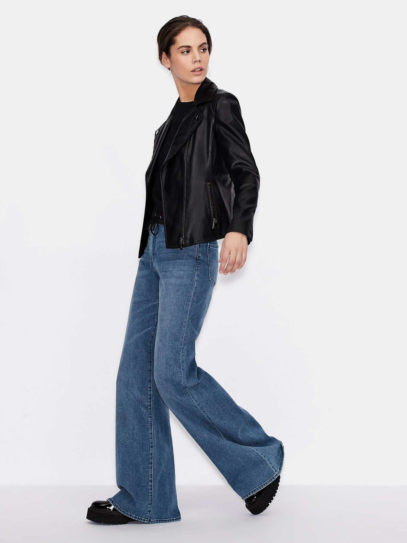 Рубашки Armani Exchange модель 6HYH25-YNMXZ-1200 Рубашки Armani Exchange модель 6HYH25-YNMXZ-1200 Фото