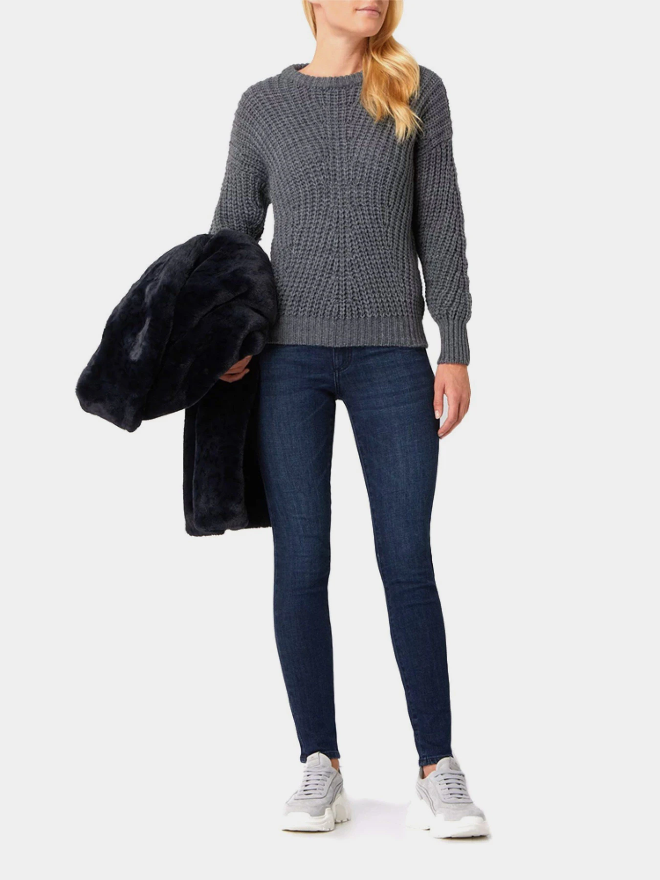 Джинсы Armani Exchange Super Skinny модель 6HYJ69-Y2RDZ-1500 Джинсы Armani Exchange Super Skinny модель 6HYJ69-Y2RDZ-1500 Фото