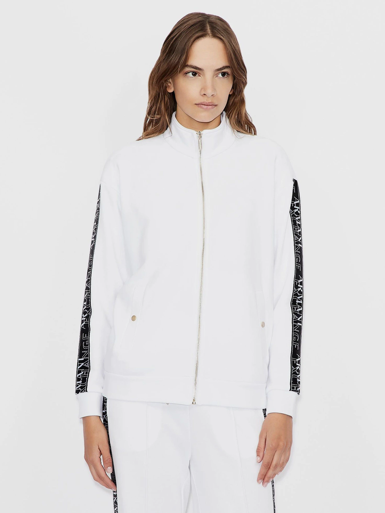 Худи и свитшоты Armani Exchange модель 6HYM84-YJ2RZ-1000 Худи и свитшоты Armani Exchange модель 6HYM84-YJ2RZ-1000 Фото