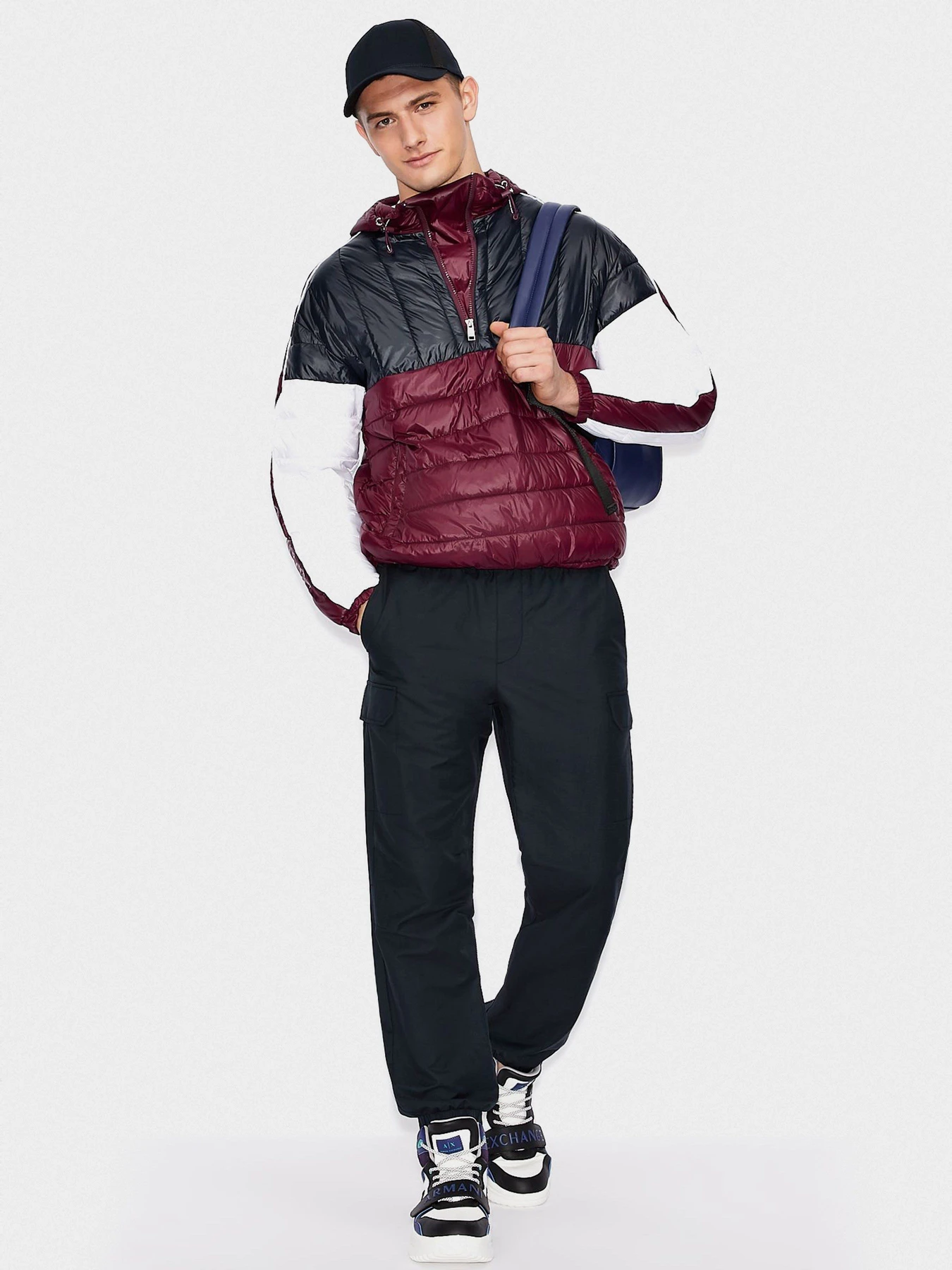 Куртки и дубленки Armani Exchange модель 6HZB05-ZNK2Z-2468 Куртки и дубленки Armani Exchange модель 6HZB05-ZNK2Z-2468 Фото