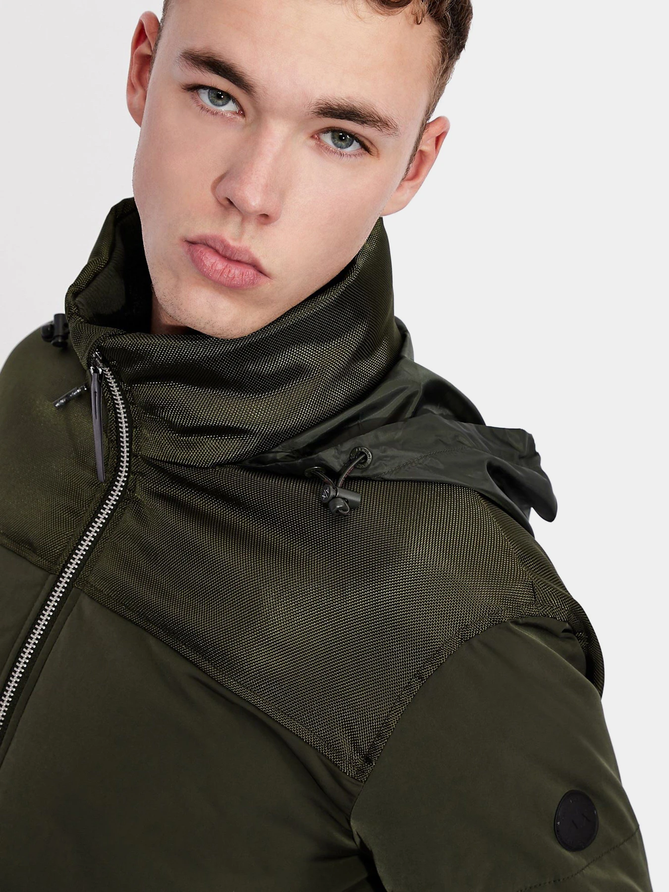 Куртки и дубленки Armani Exchange модель 6HZB39-ZNNYZ-1851 Куртки и дубленки Armani Exchange модель 6HZB39-ZNNYZ-1851 Фото