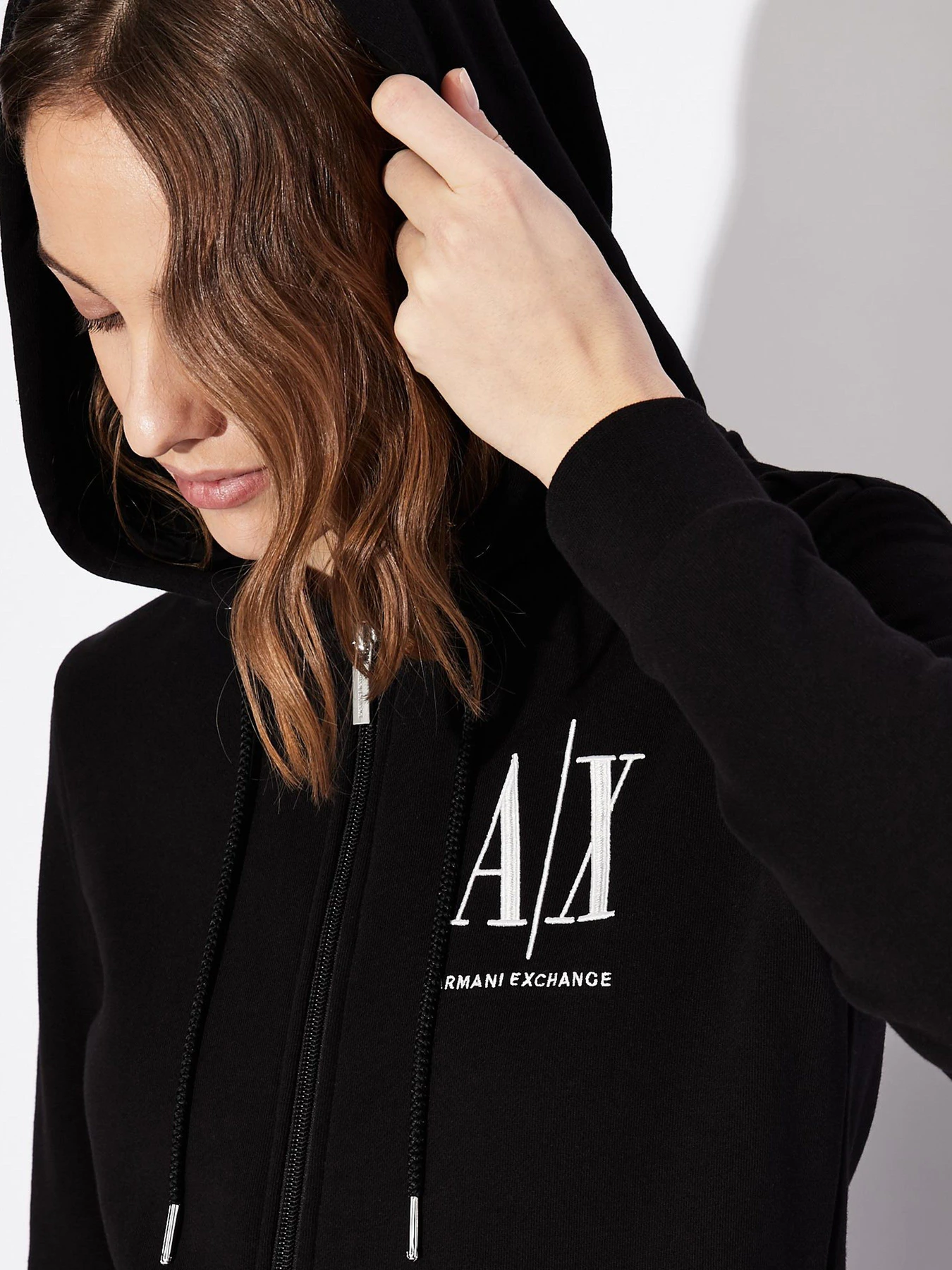 Худи и свитшоты Armani Exchange модель 8NYM22-YJ68Z-1200 Худи и свитшоты Armani Exchange модель 8NYM22-YJ68Z-1200 Фото