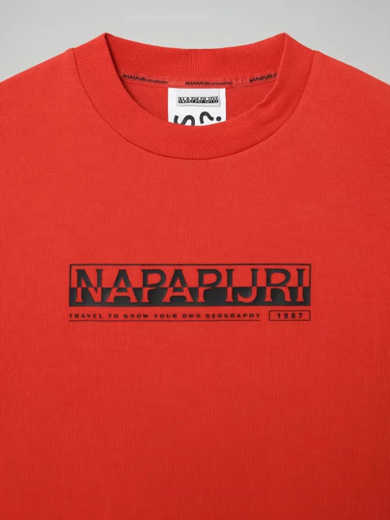 Худи и свитшоты Napapijri Oodi модель NP0A4EKTAA51 Худи и свитшоты Napapijri Oodi модель NP0A4EKTAA51 Фото