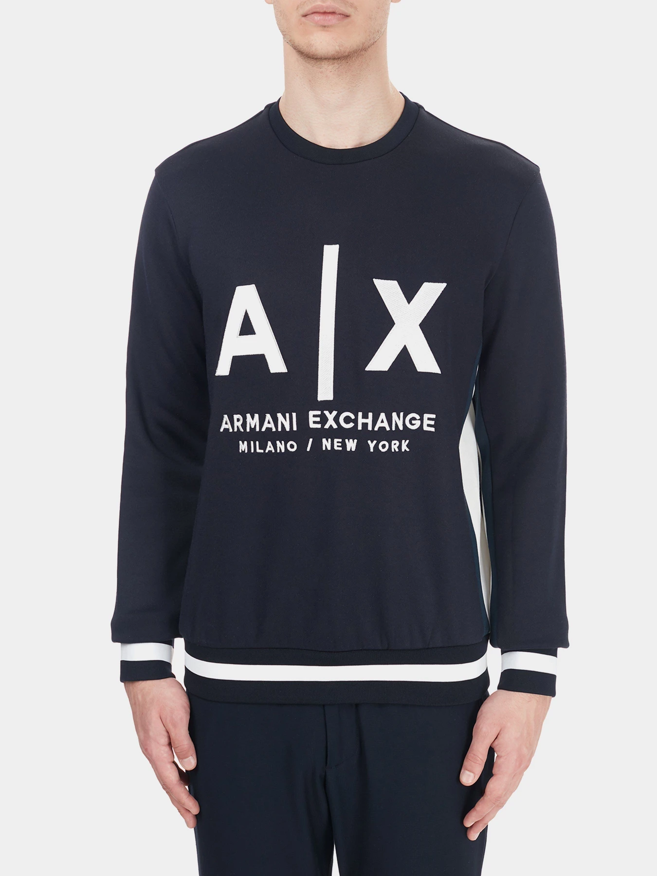 Худі та світшоти Armani Exchange модель 6HZMLF-ZJLBZ-5221 Худі та світшоти Armani Exchange модель 6HZMLF-ZJLBZ-5221 Фото