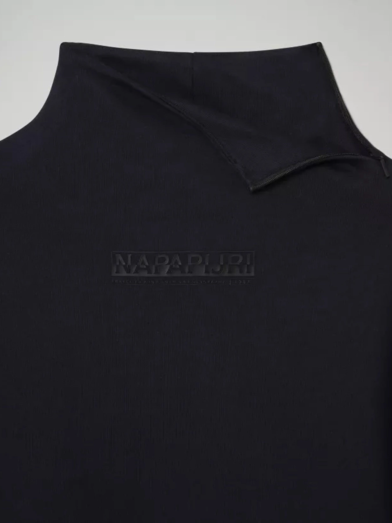 Худи и свитшоты Napapijri B-Oodi модель NP0A4ELY1761 Худи и свитшоты Napapijri B-Oodi модель NP0A4ELY1761 Фото