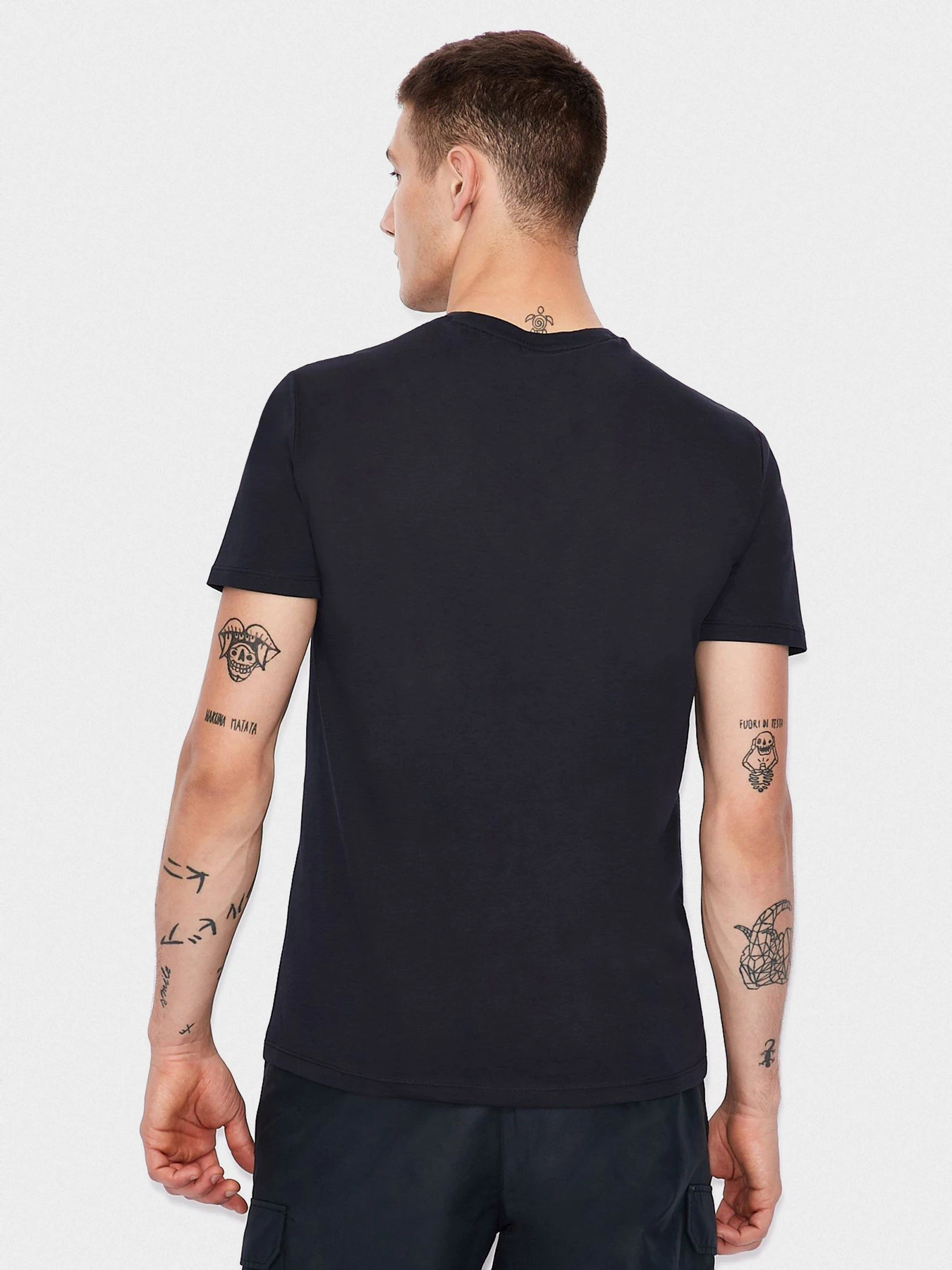 Футболки и поло Armani Exchange модель 6HZTFG-ZJH4Z-1510 Футболки и поло Armani Exchange модель 6HZTFG-ZJH4Z-1510 Фото