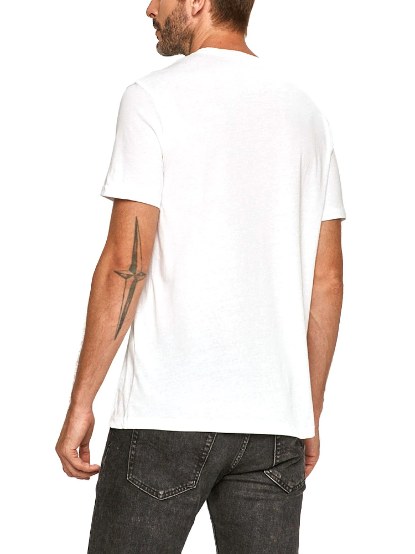 Футболки и поло Armani Exchange модель 6HZTGD-ZJH4Z-1100 Футболки и поло Armani Exchange модель 6HZTGD-ZJH4Z-1100 Фото