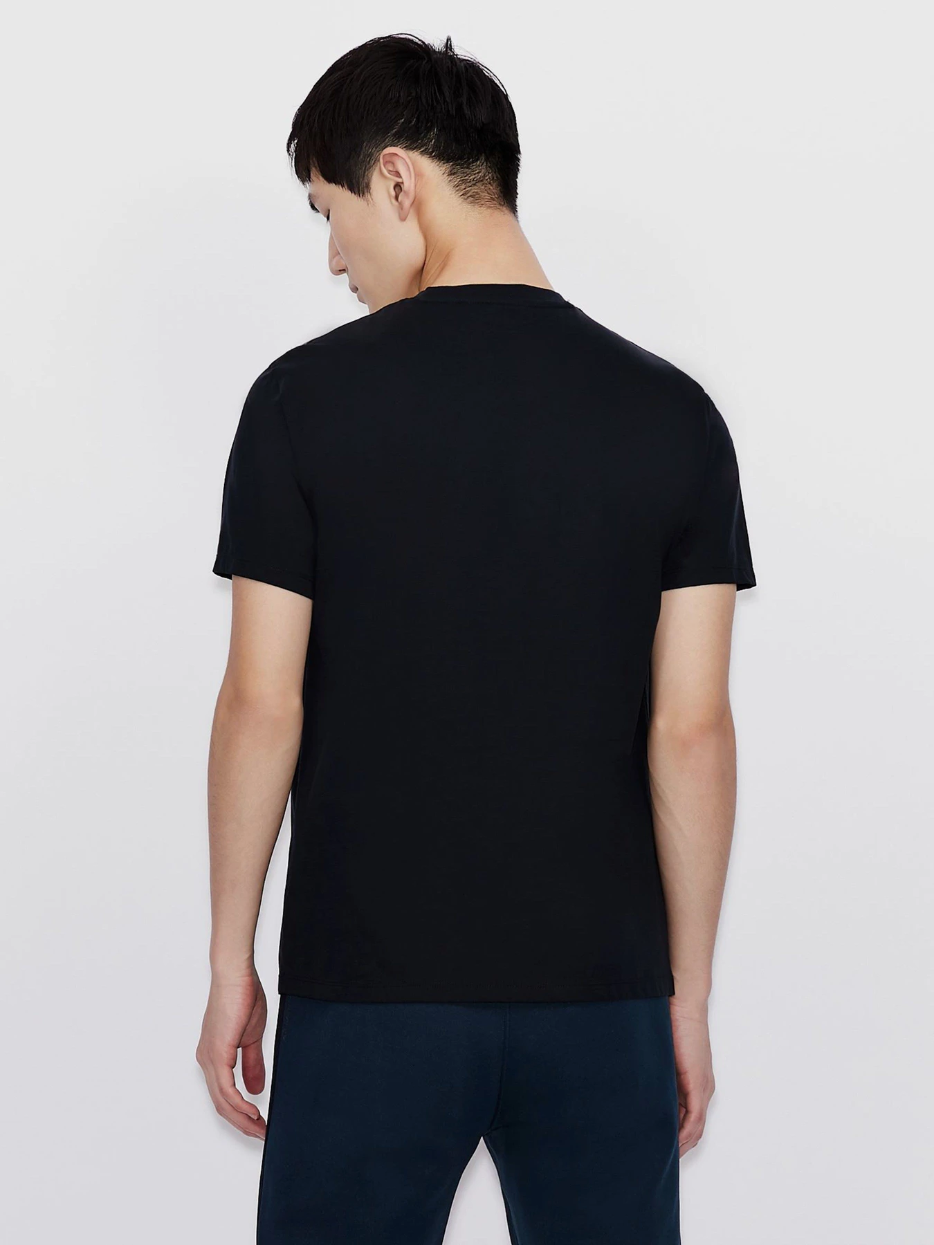 Футболки і поло Armani Exchange модель 6HZTLH-ZJ9AZ-1578 Футболки і поло Armani Exchange модель 6HZTLH-ZJ9AZ-1578 Фото