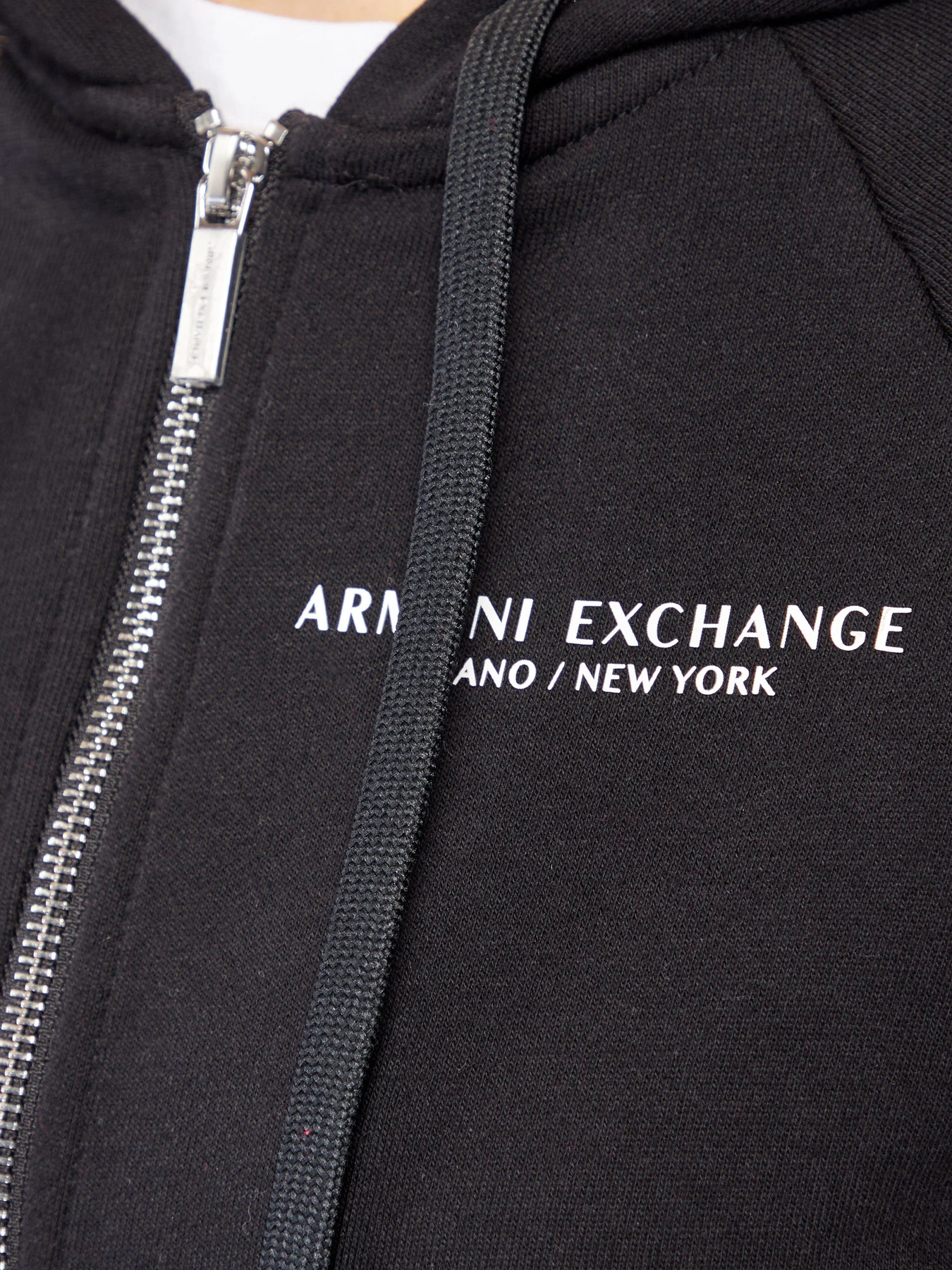 Худи и свитшоты Armani Exchange модель 8NYM28-YJE5Z-1200 Худи и свитшоты Armani Exchange модель 8NYM28-YJE5Z-1200 Фото