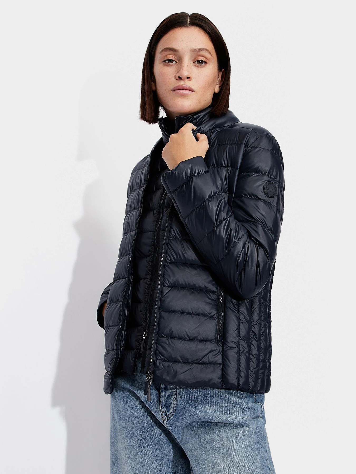 Куртки та дублянки Armani Exchange модель 8NYQ01-YNM4Z-1510 Куртки та дублянки Armani Exchange модель 8NYQ01-YNM4Z-1510 Фото