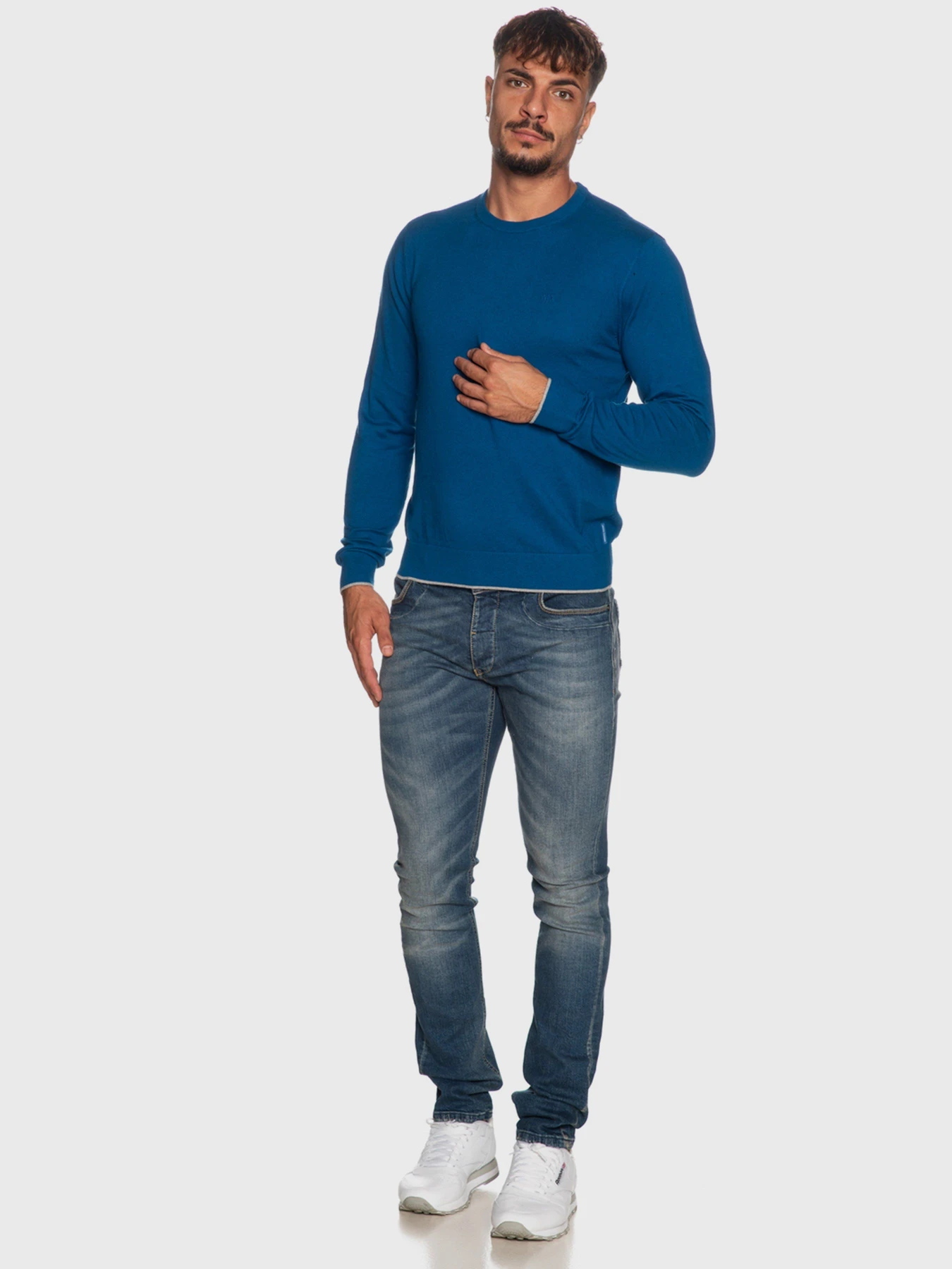 Худи и свитшоты Armani Exchange модель 8NZM6A-ZM8BZ-1544 Худи и свитшоты Armani Exchange модель 8NZM6A-ZM8BZ-1544 Фото