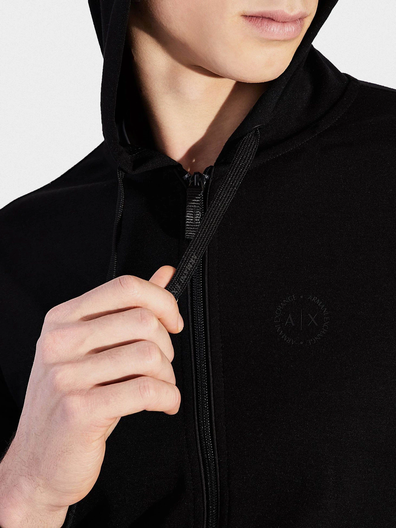 Худи и свитшоты Armani Exchange модель 8NZM74-Z9N1Z-1200 Худи и свитшоты Armani Exchange модель 8NZM74-Z9N1Z-1200 Фото