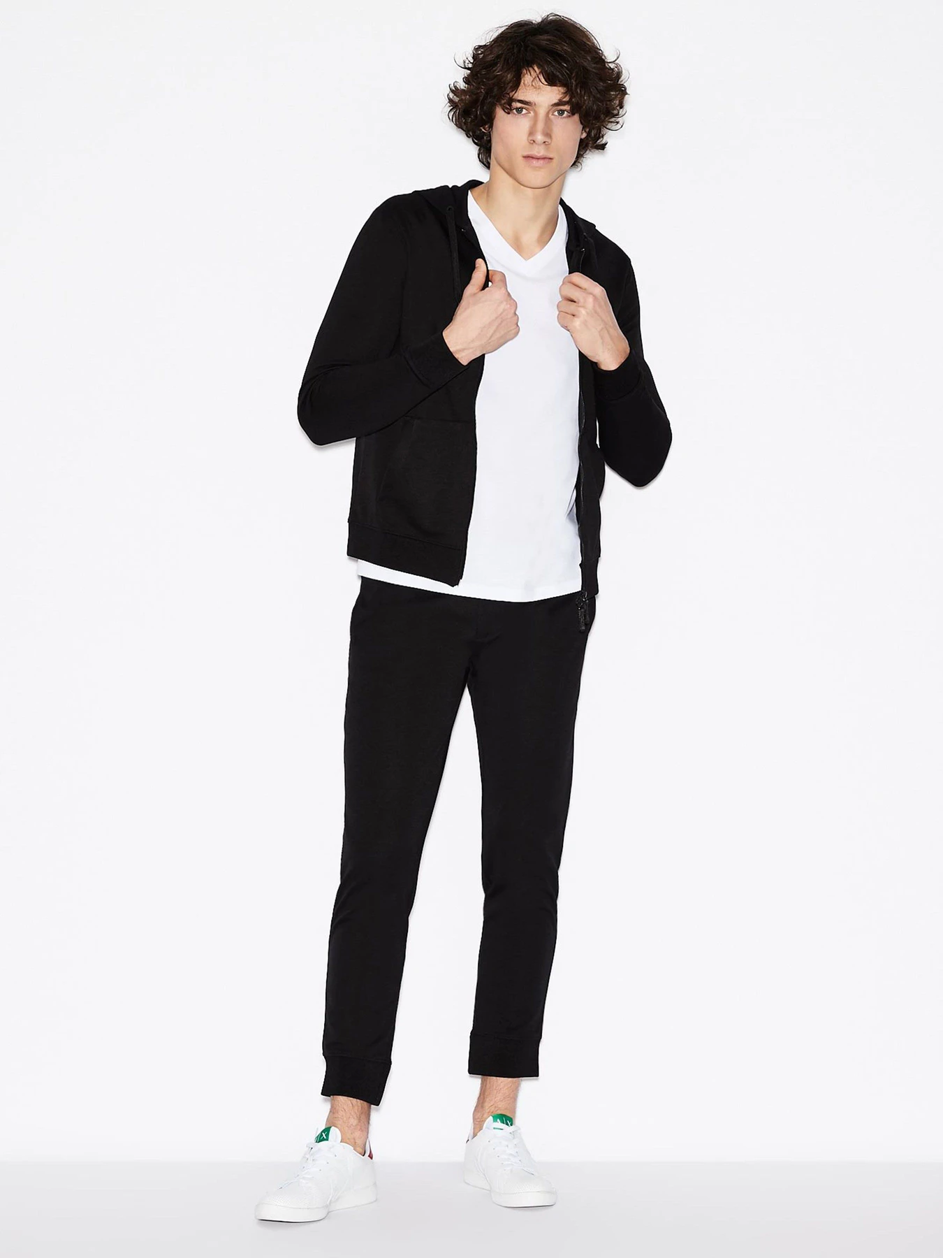 Худи и свитшоты Armani Exchange модель 8NZM74-Z9N1Z-1200 Худи и свитшоты Armani Exchange модель 8NZM74-Z9N1Z-1200 Фото