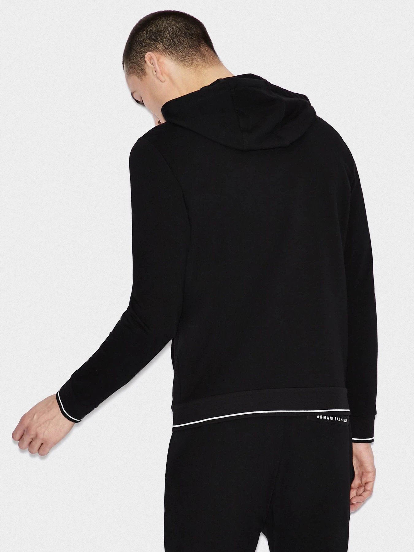 Худи и свитшоты Armani Exchange модель 8NZM82-ZJH3Z-1200 Худи и свитшоты Armani Exchange модель 8NZM82-ZJH3Z-1200 Фото