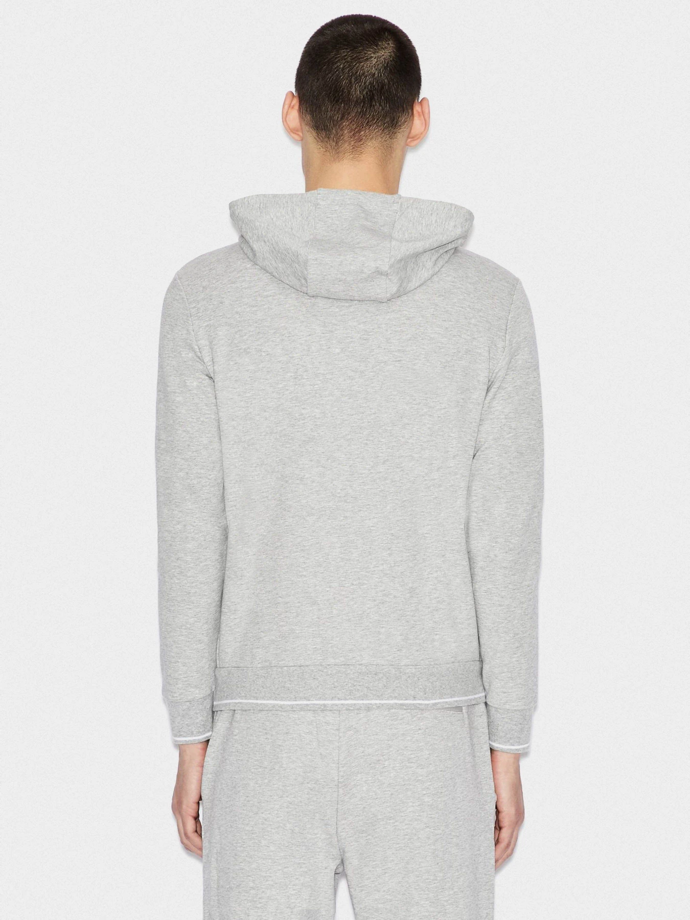 Худи и свитшоты Armani Exchange модель 8NZM82-ZJH3Z-1912 Худи и свитшоты Armani Exchange модель 8NZM82-ZJH3Z-1912 Фото