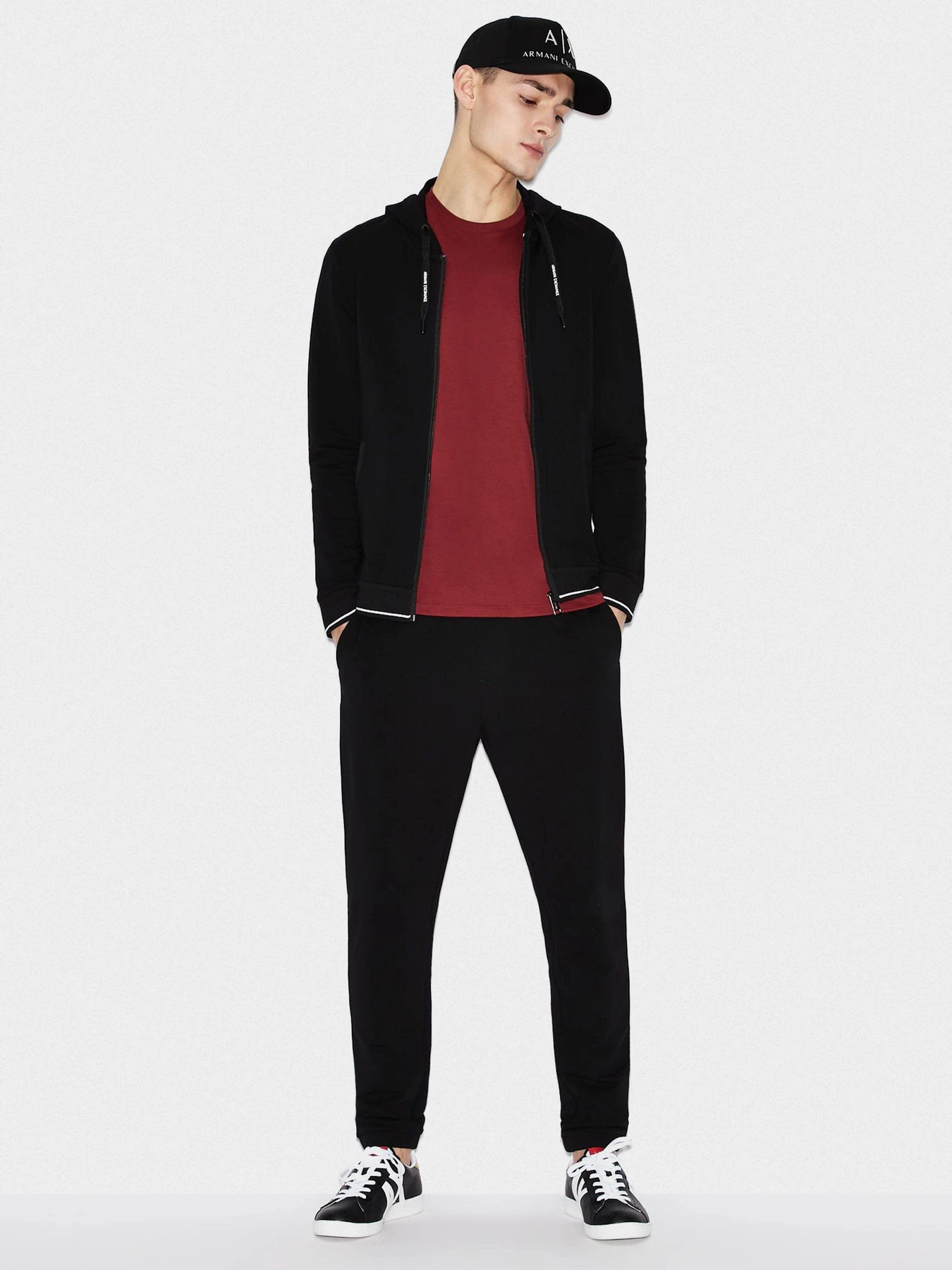 Брюки Armani Exchange модель 8NZP82-ZJH3Z-1200 Брюки Armani Exchange модель 8NZP82-ZJH3Z-1200 Фото