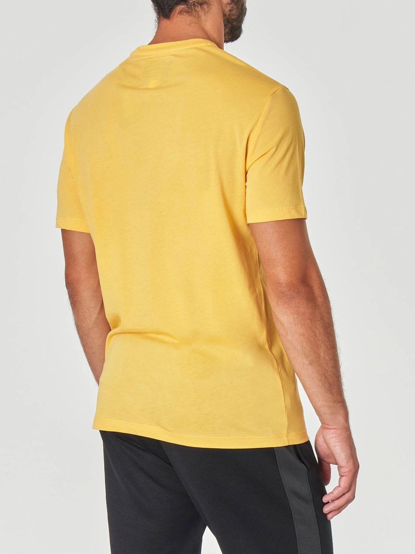 Футболки и поло Armani Exchange модель 8NZTPA-ZJH4Z-2607 Футболки и поло Armani Exchange модель 8NZTPA-ZJH4Z-2607 Фото