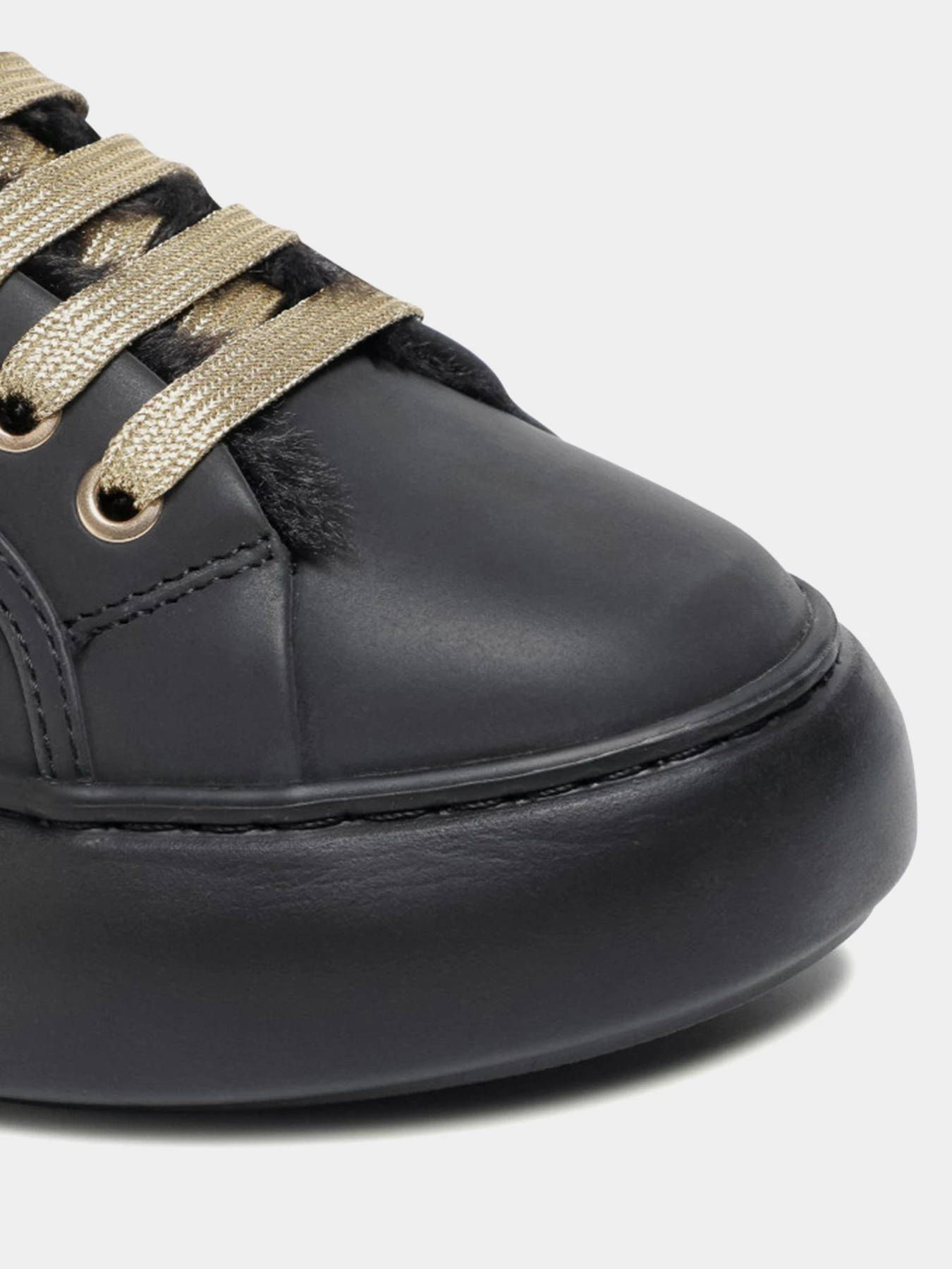 Кроссовки Armani Exchange модель XDX045-XV339-00002 Кроссовки Armani Exchange модель XDX045-XV339-00002 Фото