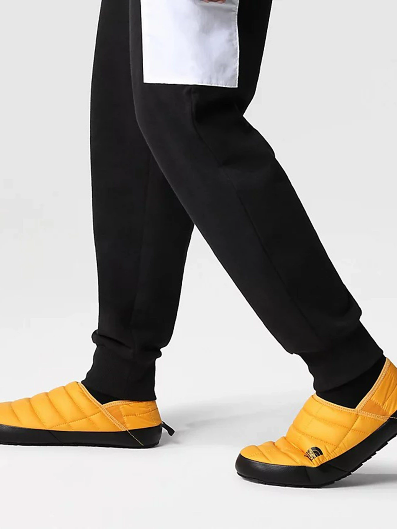 Слипоны и мокасины The North Face ThermoBall™ Traction Mule V модель NF0A3UZNZU31 Слипоны и мокасины The North Face ThermoBall™ Traction Mule V модель NF0A3UZNZU31 Фото